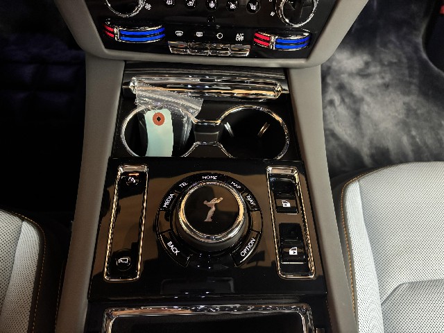 ROLLS ROYCE SPECTRE 2024 Image 47