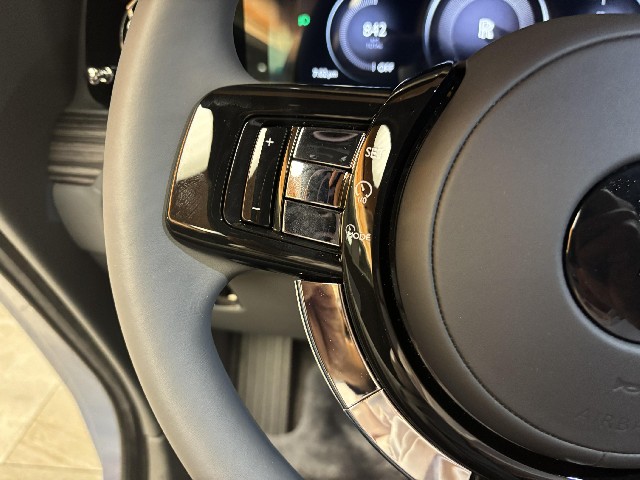 ROLLS ROYCE SPECTRE 2024 Image 50