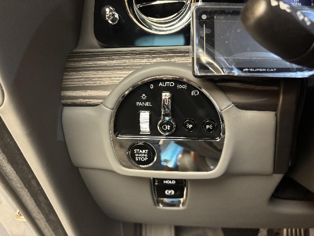 ROLLS ROYCE SPECTRE 2024 Image 52