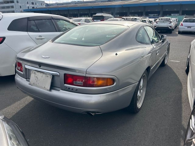 ASTON MARTIN DB7 1995 Image 41