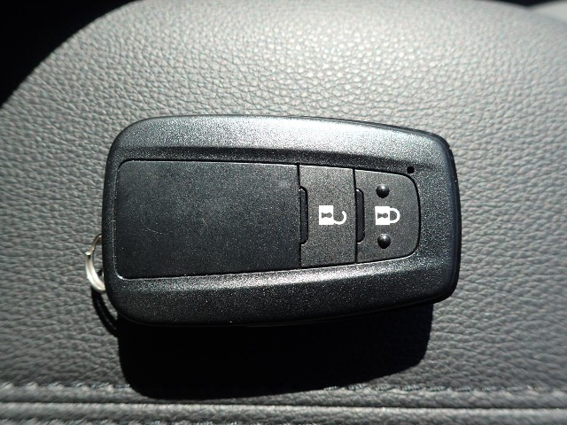 TOYOTA RAV-4 2021 Image 27