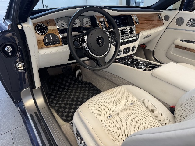 ROLLS ROYCE DAWN 2020 Image 36