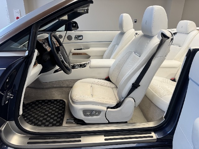 ROLLS ROYCE DAWN 2020 Image 37