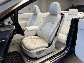 ROLLS ROYCE DAWN 2020 Image 32