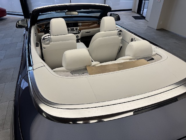 ROLLS ROYCE DAWN 2020 Image 39