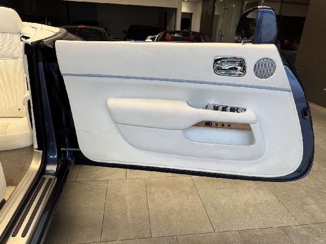 ROLLS ROYCE DAWN 2020 Image 40