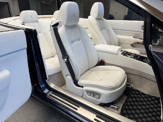 ROLLS ROYCE DAWN 2020 Image 43
