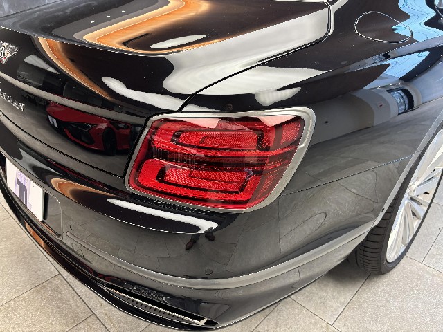 BENTLEY FLYING SPUR 2025 Image 20