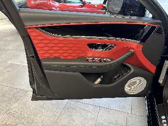 BENTLEY FLYING SPUR 2025 Image 18