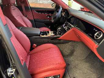 BENTLEY FLYING SPUR 2025 Image 25