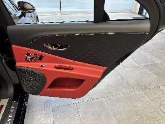 BENTLEY FLYING SPUR 2025 Image 30