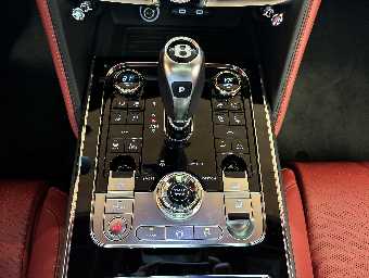 BENTLEY FLYING SPUR 2025 Image 37