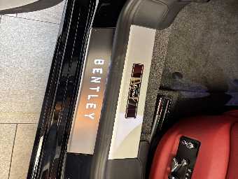 BENTLEY FLYING SPUR 2025 Image 46