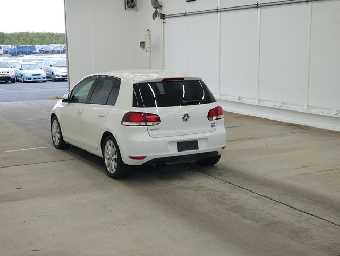 VOLKSWAGEN GOLF 2013 Image 2