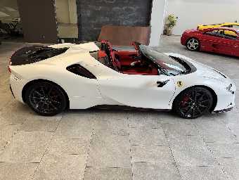 FERRARI SF90 SPIDER 2022 Image 12