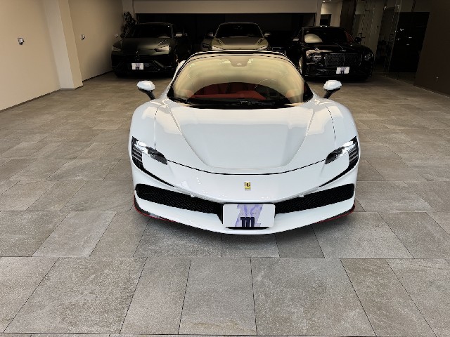 FERRARI SF90 SPIDER 2022 Image 20