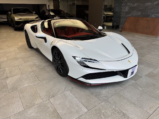 FERRARI SF90 SPIDER 2022 Image 21