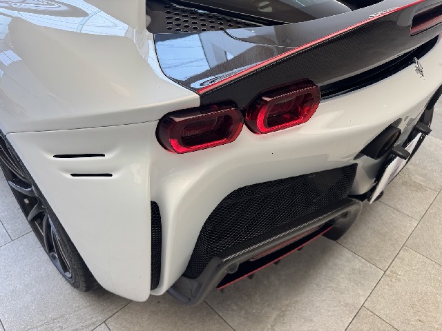 FERRARI SF90 SPIDER 2022 Image 32