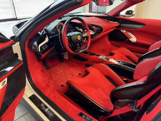 FERRARI SF90 SPIDER 2022 Image 42