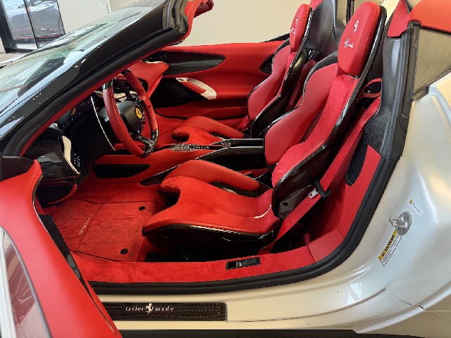 FERRARI SF90 SPIDER 2022 Image 43