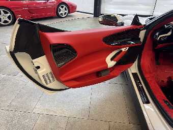 FERRARI SF90 SPIDER 2022 Image 39