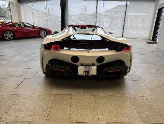 FERRARI SF90 SPIDER 2022 Image 6