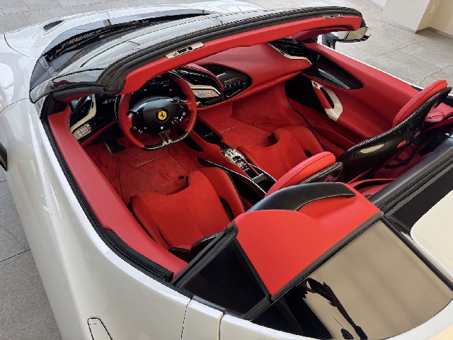 FERRARI SF90 SPIDER 2022 Image 51