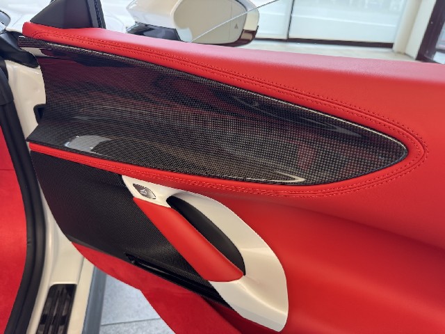 FERRARI SF90 SPIDER 2022 Image 66