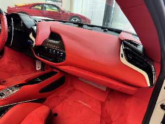 FERRARI SF90 SPIDER 2022 Image 63