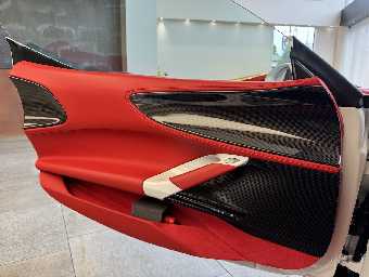 FERRARI SF90 SPIDER 2022 Image 64