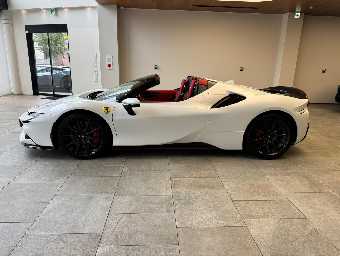 FERRARI SF90 SPIDER 2022 Image 8