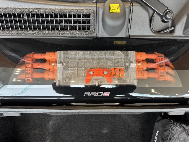 FERRARI SF90 SPIDER 2022 Image 80