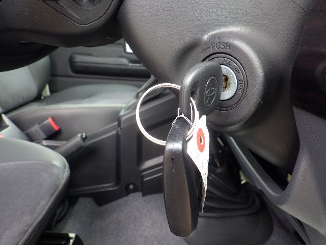 TOYOTA LAND CRUISER 70 2025 Image 23