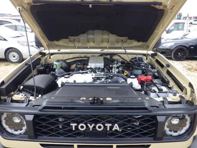TOYOTA LAND CRUISER 70 2025 Image 35