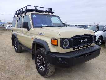 TOYOTA LAND CRUISER 70 2025 Image 1