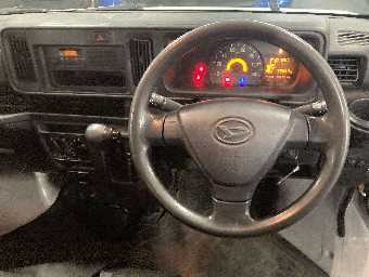 DAIHATSU HIJET CARGO 2019 Image 9