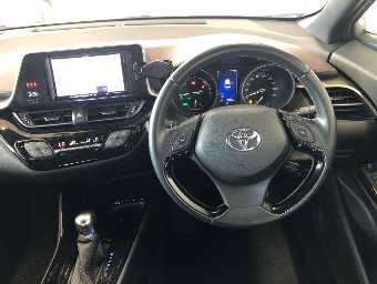 TOYOTA C-HR 2019 Image 6