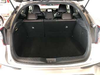 TOYOTA C-HR 2019 Image 9