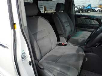 TOYOTA ALPHARD 2006 Image 6