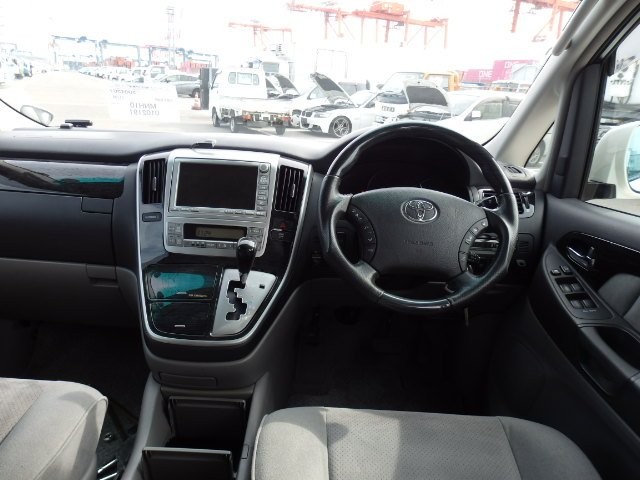 TOYOTA ALPHARD 2006 Image 43