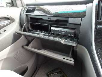 TOYOTA ALPHARD 2006 Image 16