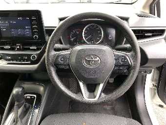 TOYOTA COROLLA TOURING 2020 Image 6