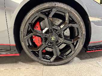LAMBORGHINI HURACAN 2023 Image 11