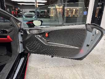 LAMBORGHINI HURACAN 2023 Image 33