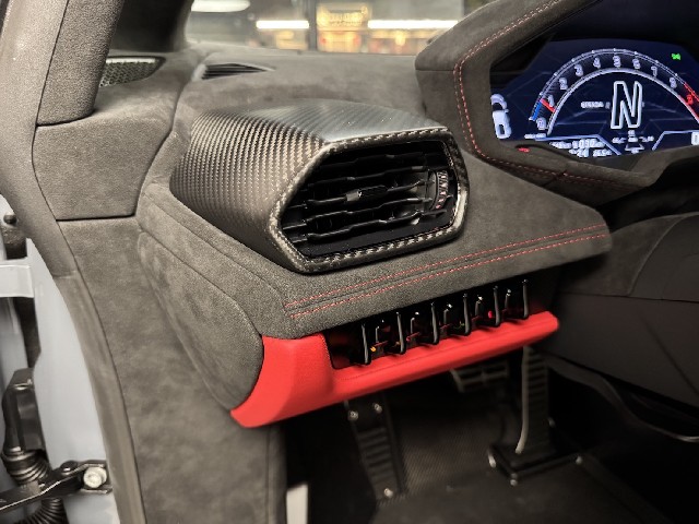 LAMBORGHINI HURACAN 2023 Image 41