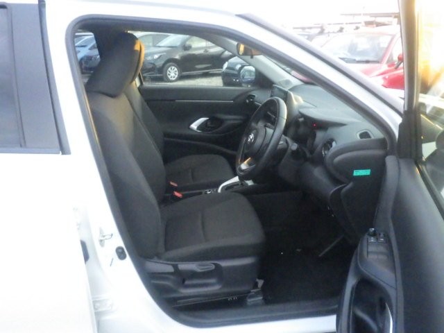 TOYOTA YARIS CROSS 2020 Image 23