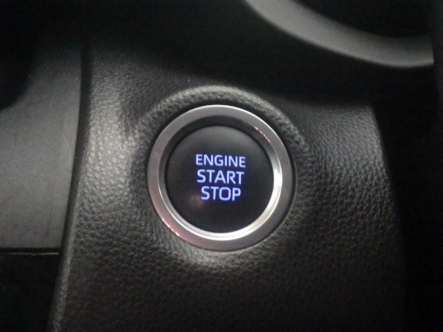 TOYOTA YARIS CROSS 2020 Image 30