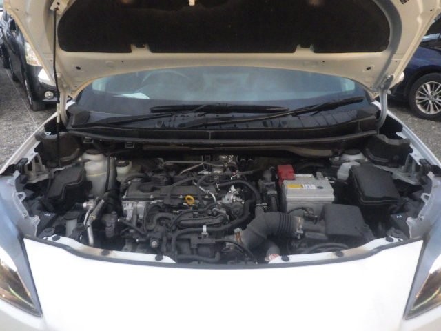 TOYOTA YARIS CROSS 2020 Image 42