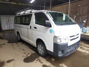 TOYOTA HIACE 2014 Image 6