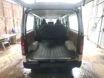 TOYOTA HIACE 2014 Image 7